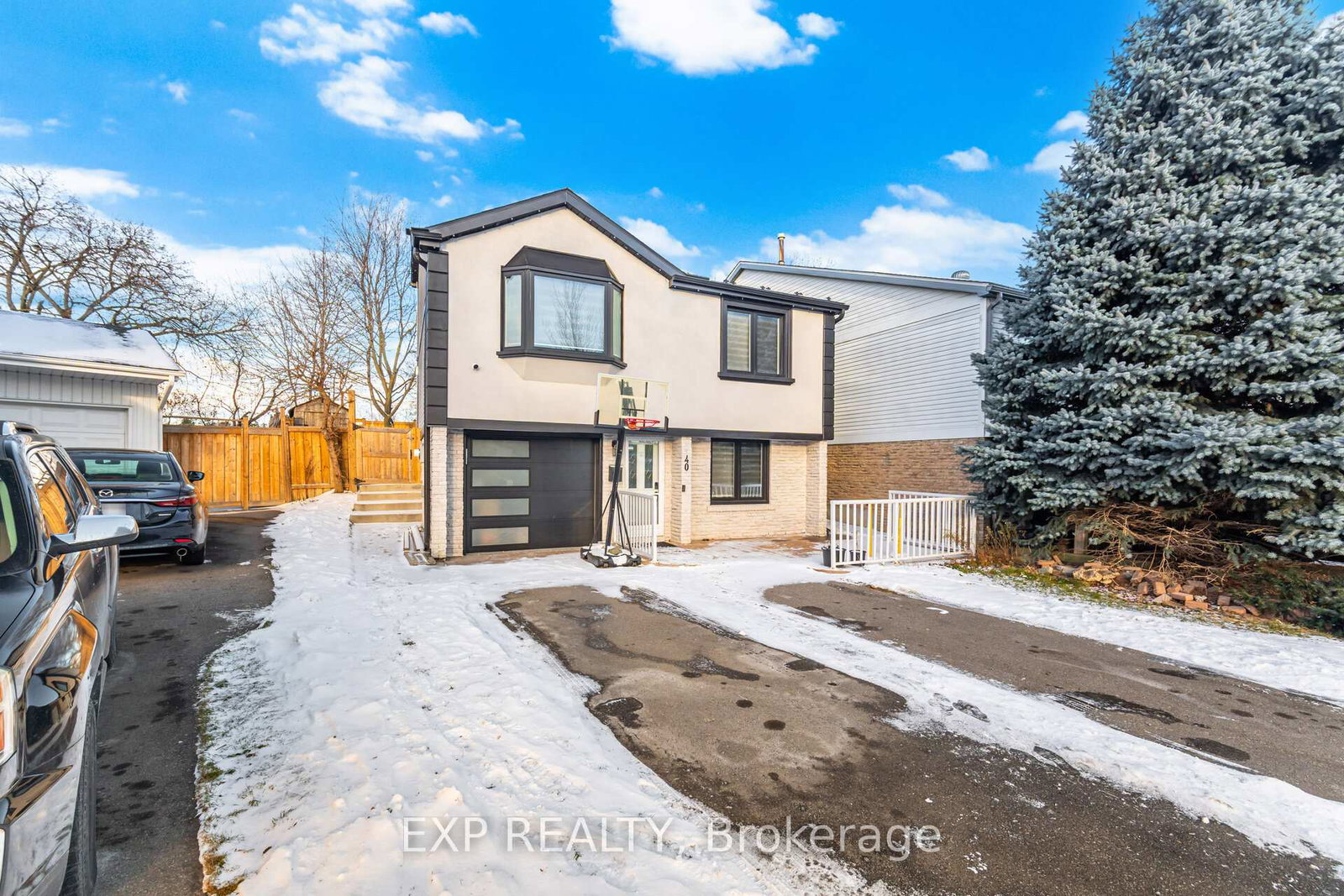 40-monterey-avenue-brampton-ontario-w12681264