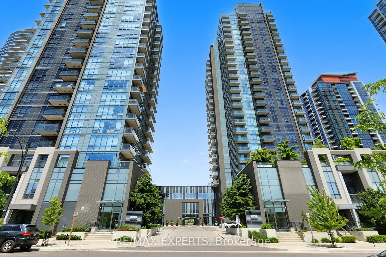 5025-four-springs-avenue-mississauga-ontario-w12681374