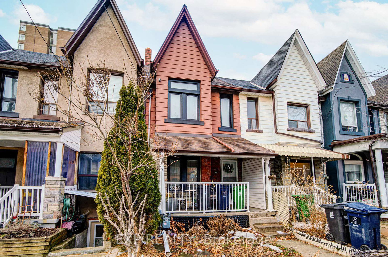 80-uxbridge-avenue-toronto-ontario-w12681684