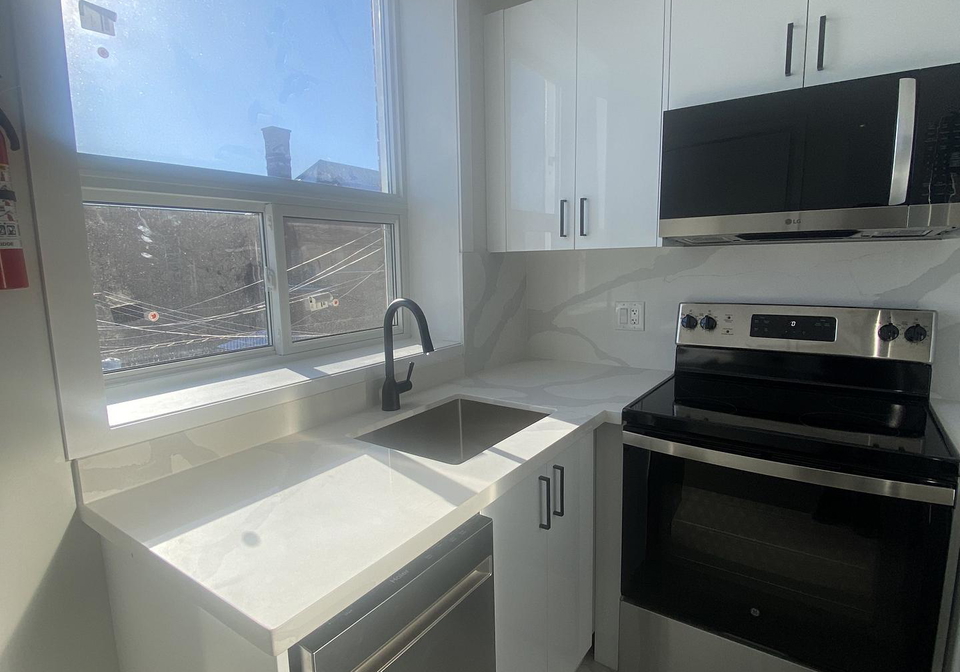 1359-davenport-road-toronto-ontario-w12681764