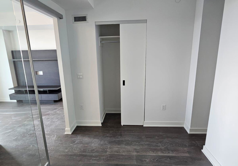 36-zorra-street-etobicoke-ontario-w12682142