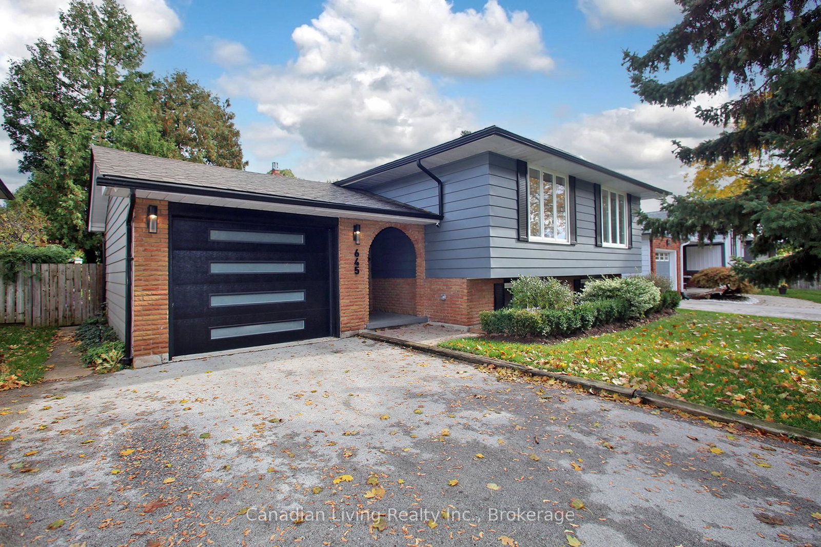 645-castleguard-crescent-burlington-ontario-w12682490
