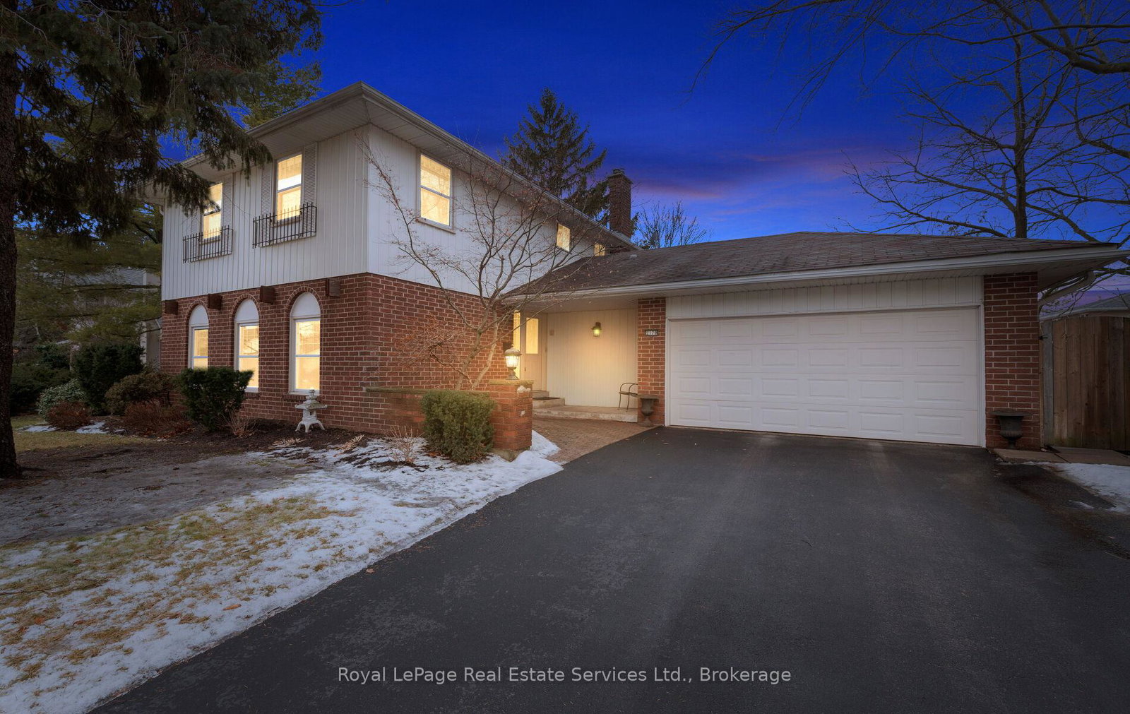 2179-adair-crescent-oakville-ontario-w12682726