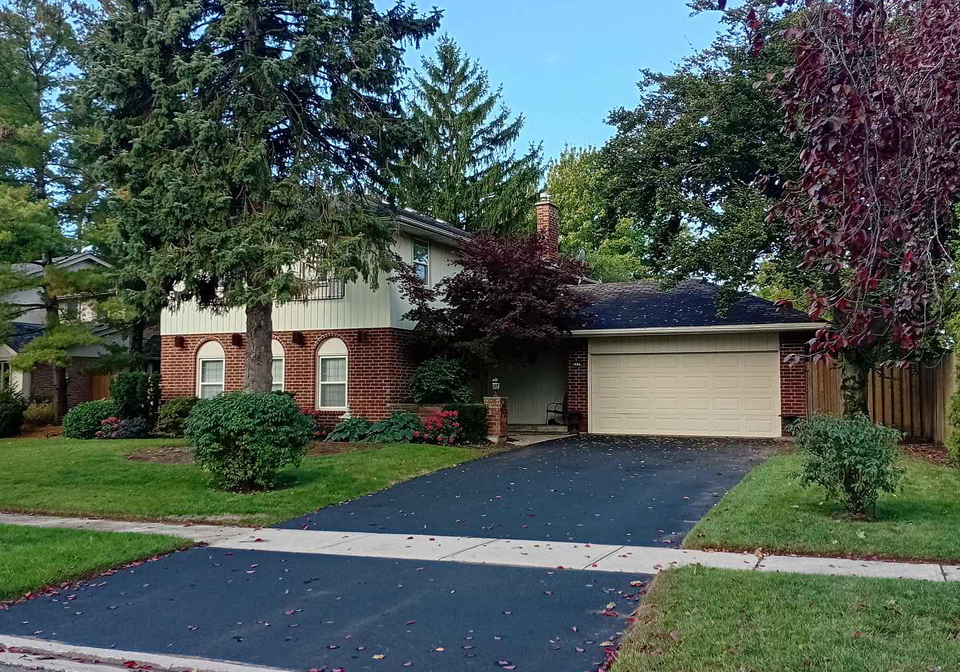 2179-adair-crescent-oakville-ontario-w12682726