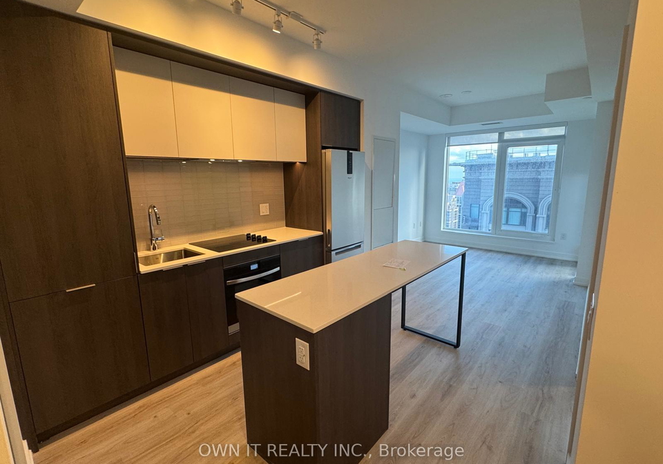 395-square-one-drive-mississauga-ontario-w12682972