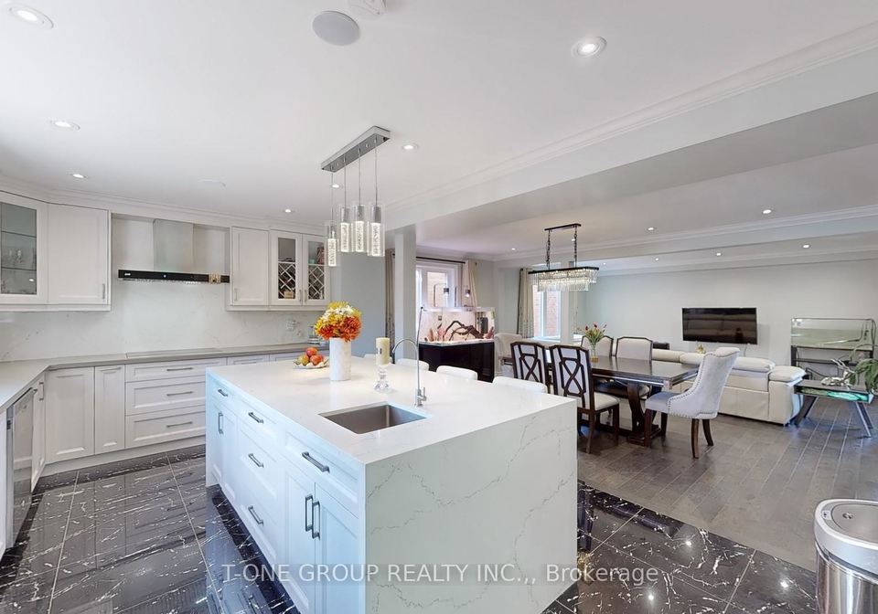 224-kingsbridge-garden-circle-mississauga-ontario-w12682982