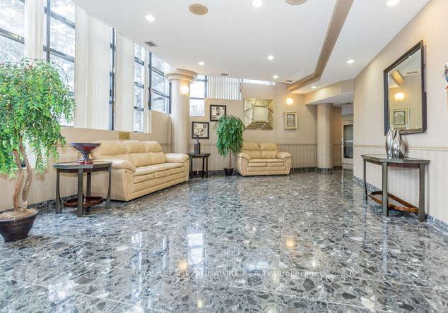 25-trailwood-drive-mississauga-ontario-w12683022