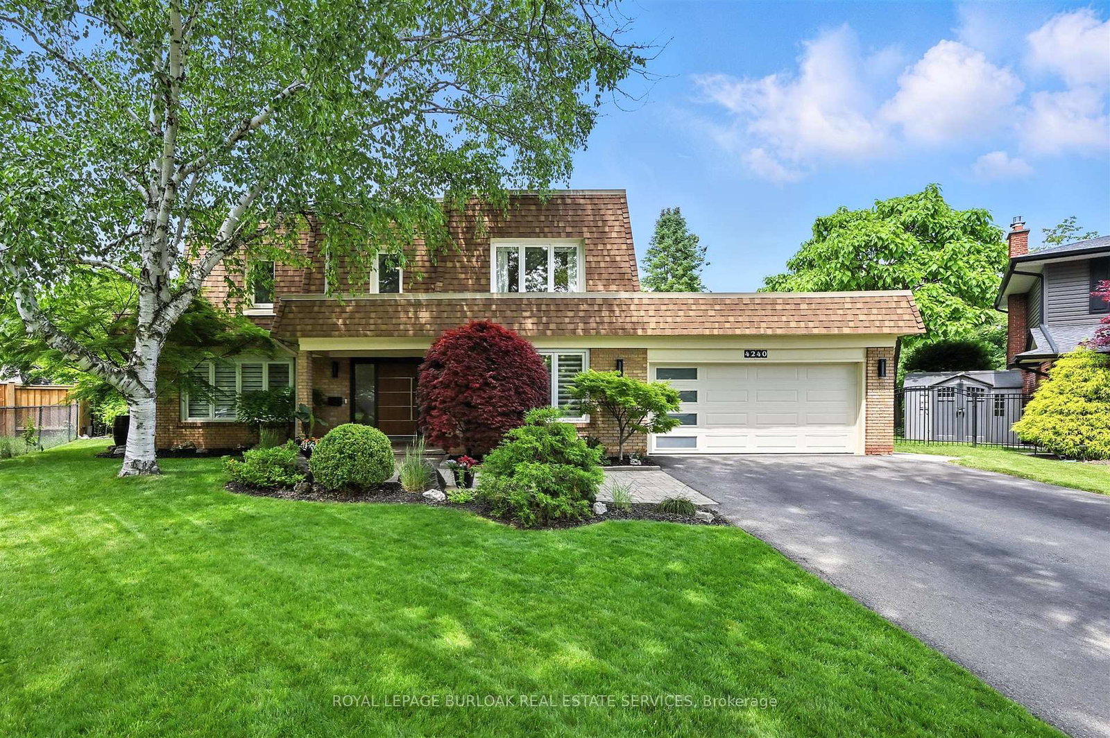 4240-dunvegan-road-burlington-ontario-w12683048