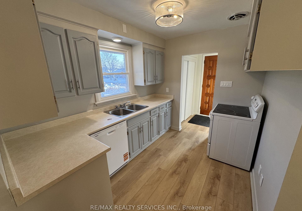 44-carlyle-crescent-brampton-ontario-w12683152