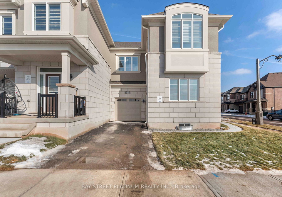 1317-peony-oakville-ontario-w12683588