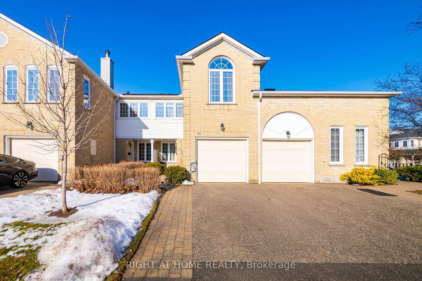 25-heathcliffe-square-brampton-ontario-w12683642