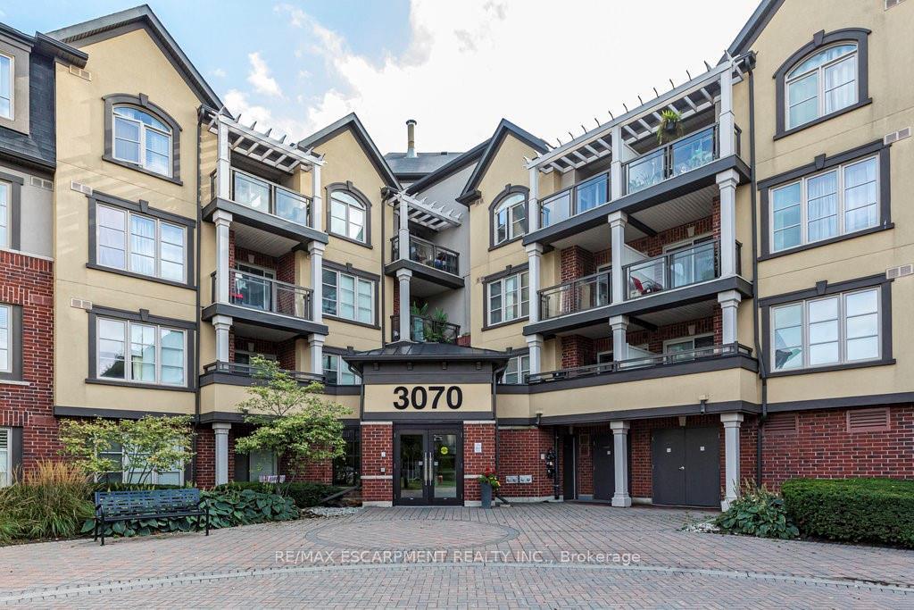 3070-rotary-way-burlington-ontario-w12683910