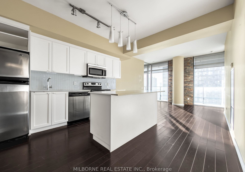 103-the-queensway-toronto-ontario-w12683934