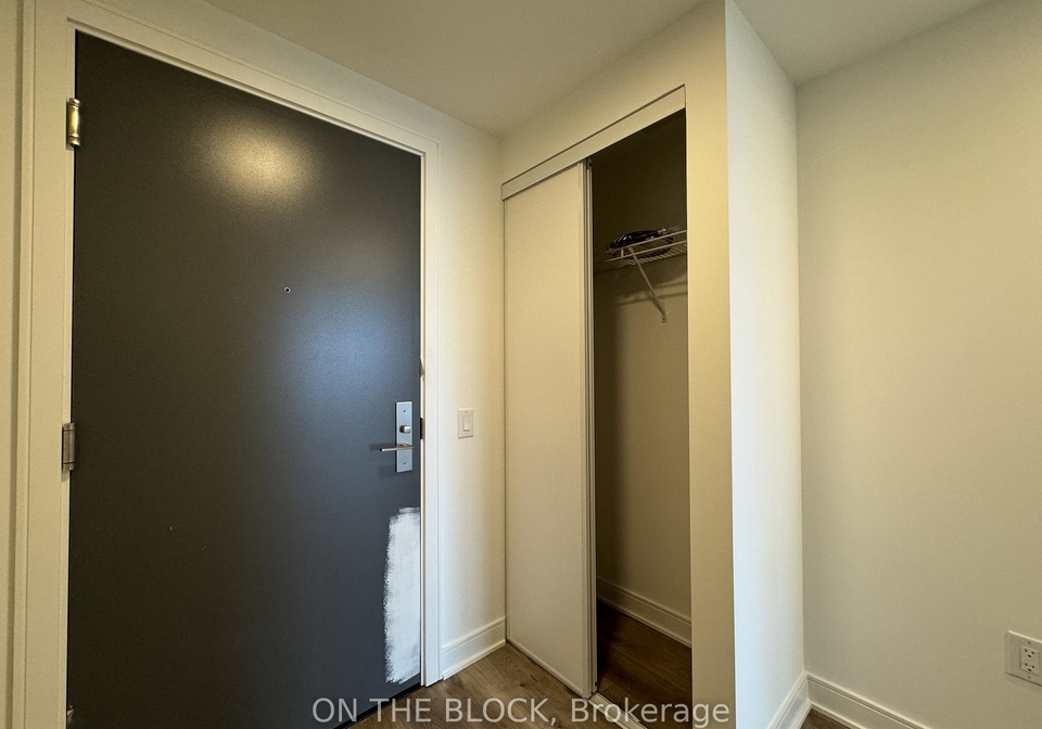 86-dundas-street-e-mississauga-ontario-w12684224