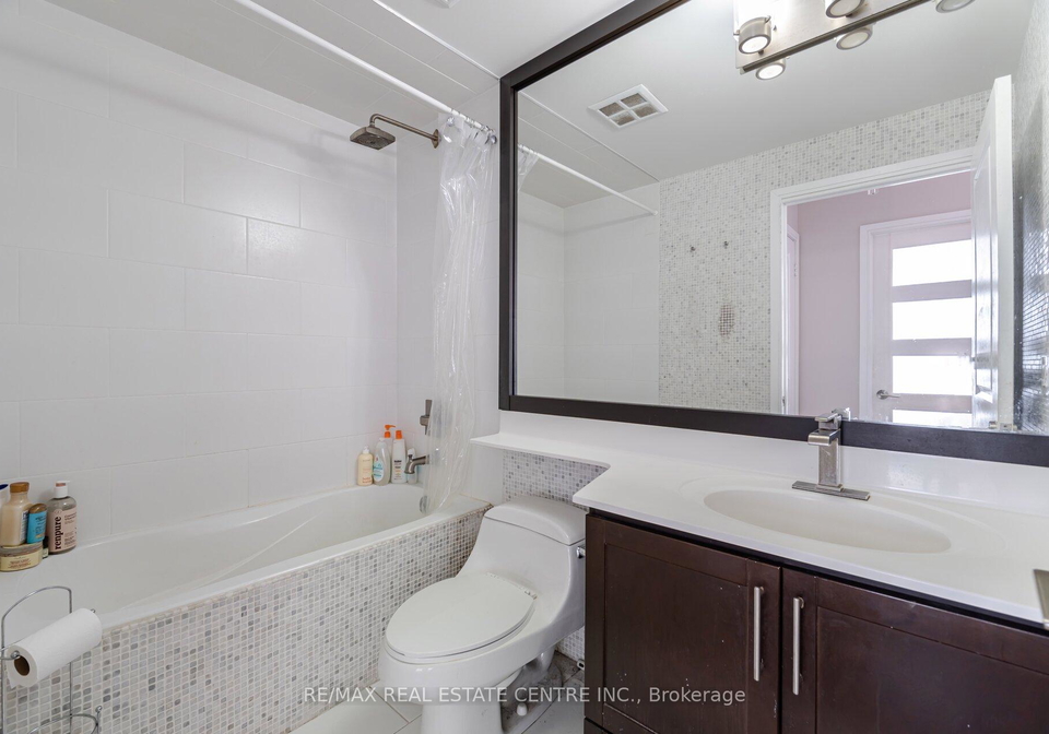 80-absolute-avenue-mississauga-ontario-w12684370