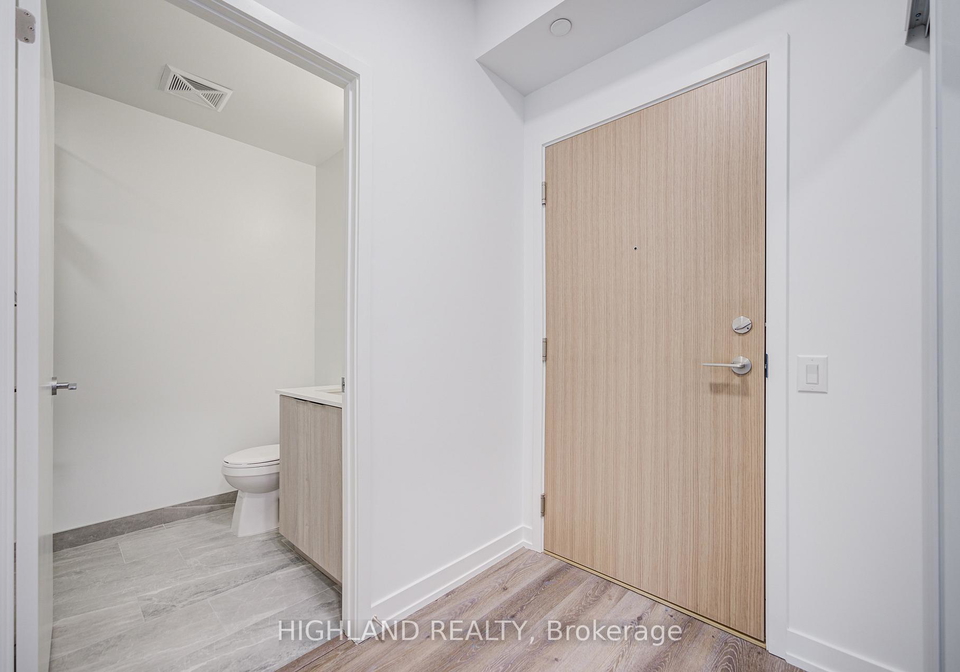 395-square-one-drive-mississauga-ontario-w12684388