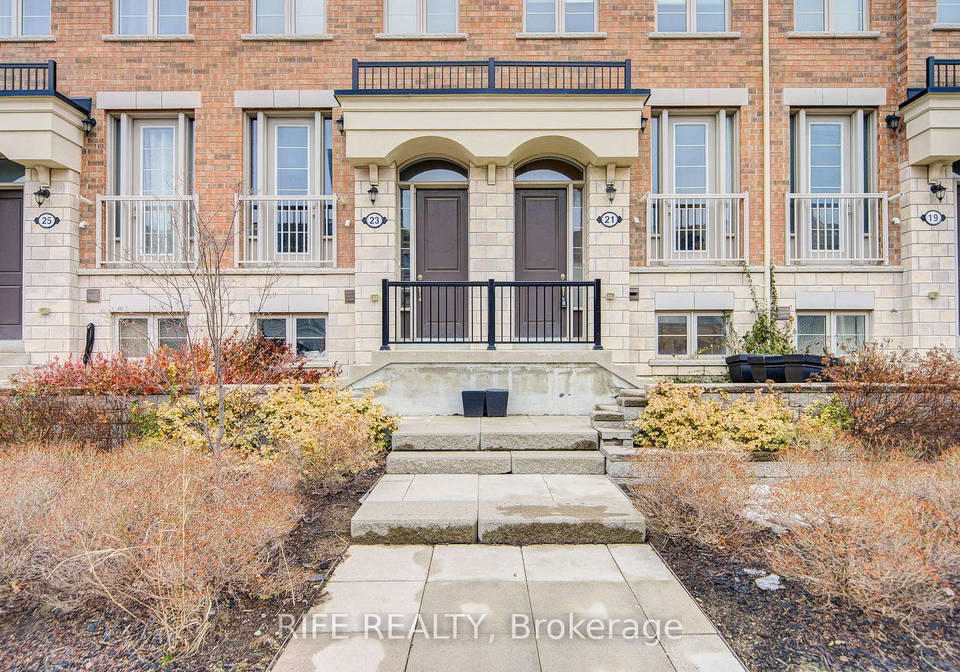 21-edward-horton-crescent-etobicoke-ontario-w12684430