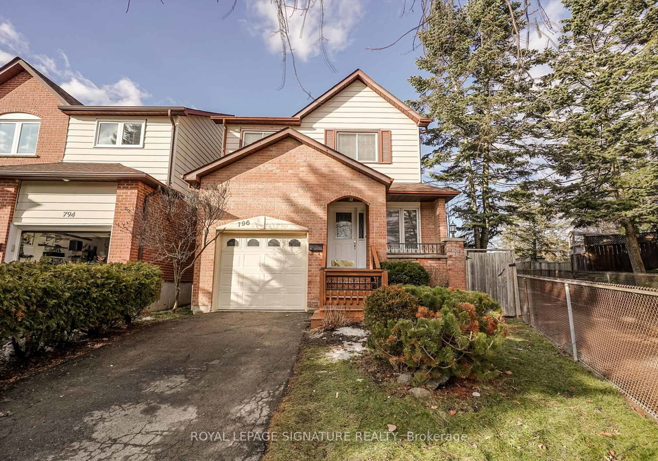 796-thistle-down-court-mississauga-ontario-w12684600