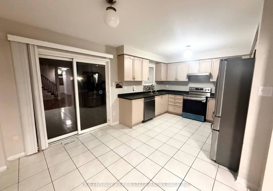 85-botavia-downs-n-brampton-ontario-w12684786