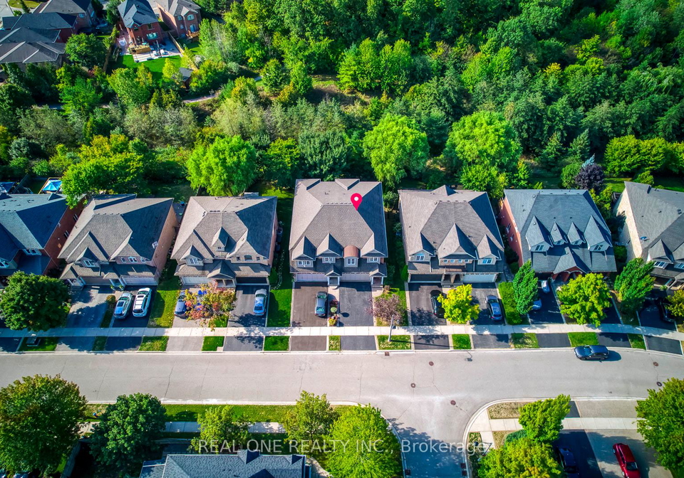 2296-parkglen-avenue-oakville-ontario-w12685820