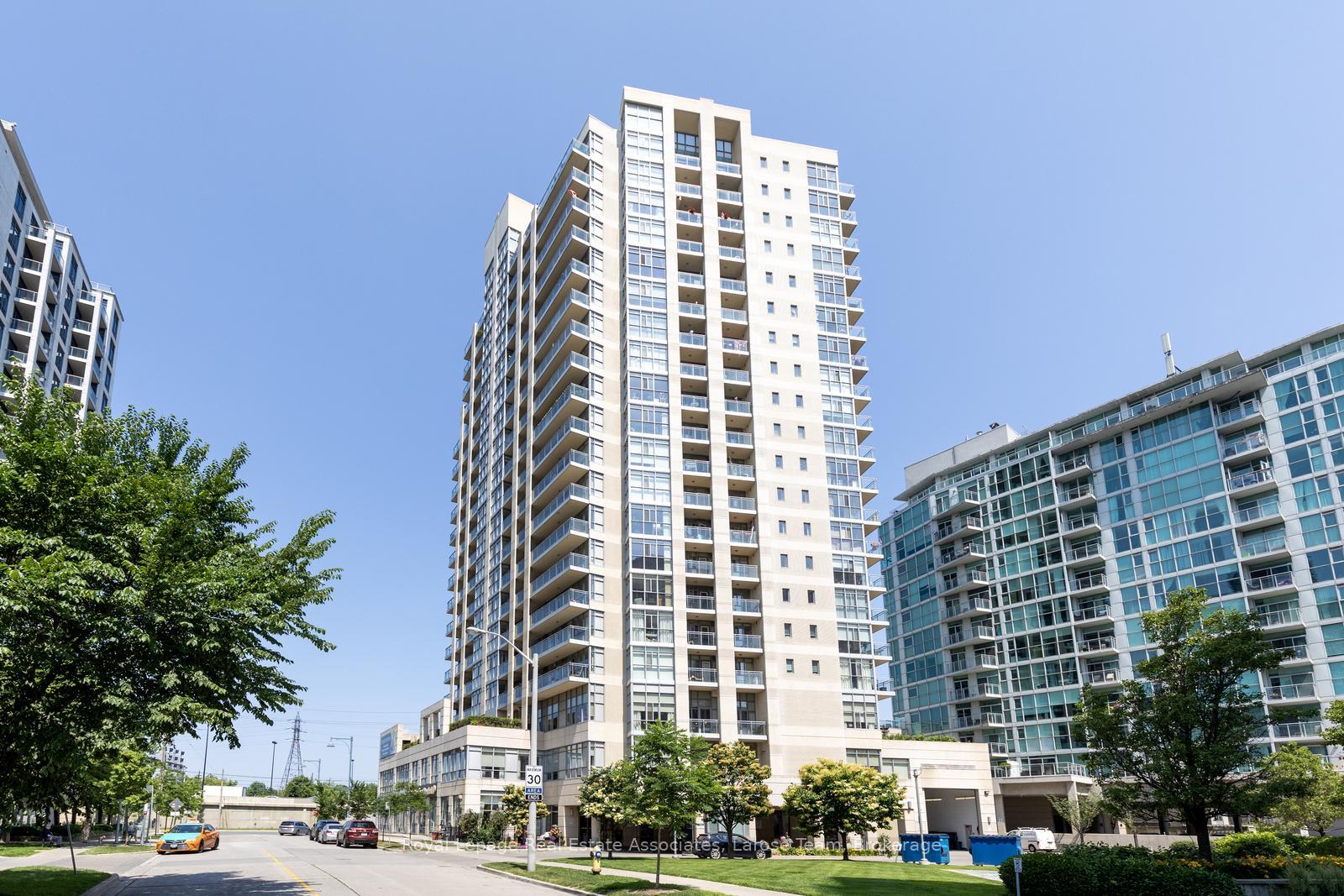 3-marine-parade-drive-etobicoke-ontario-w12686562