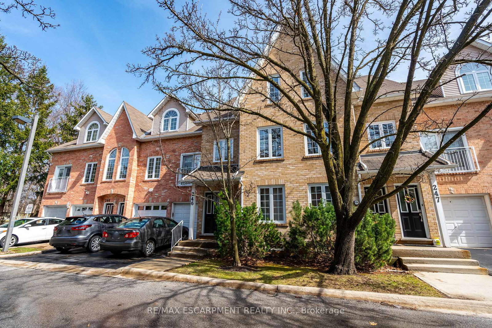 2075-walkers-line-w-burlington-ontario-w12686676