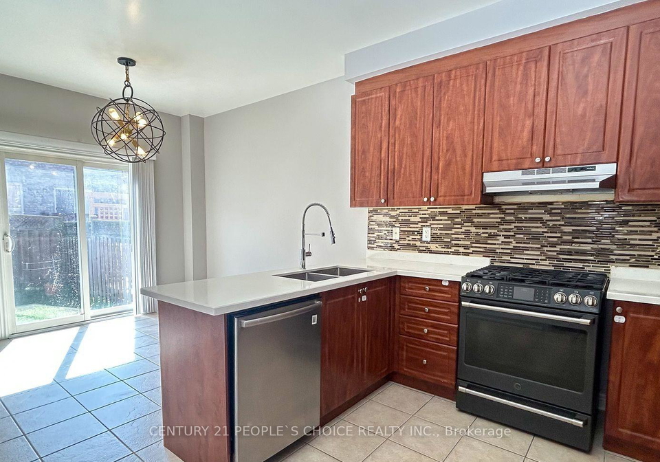 15-krakow-street-brampton-ontario-w12686860