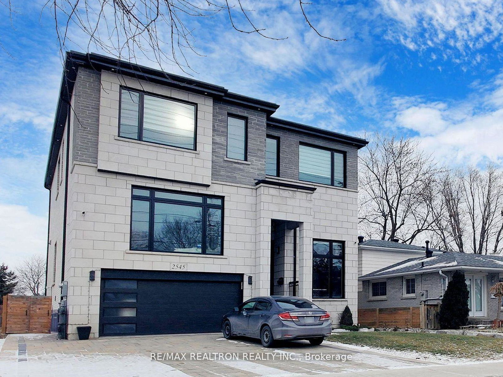 2545-glengarry-road-mississauga-ontario-w12687642