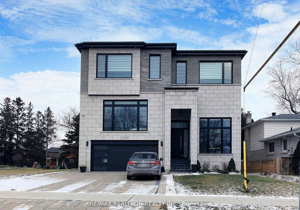 2545-glengarry-road-mississauga-ontario-w12687642