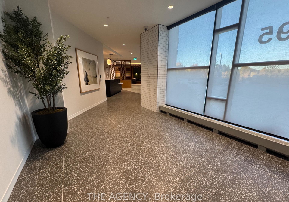 2495-eglinton-avenue-w-mississauga-ontario-w12687826