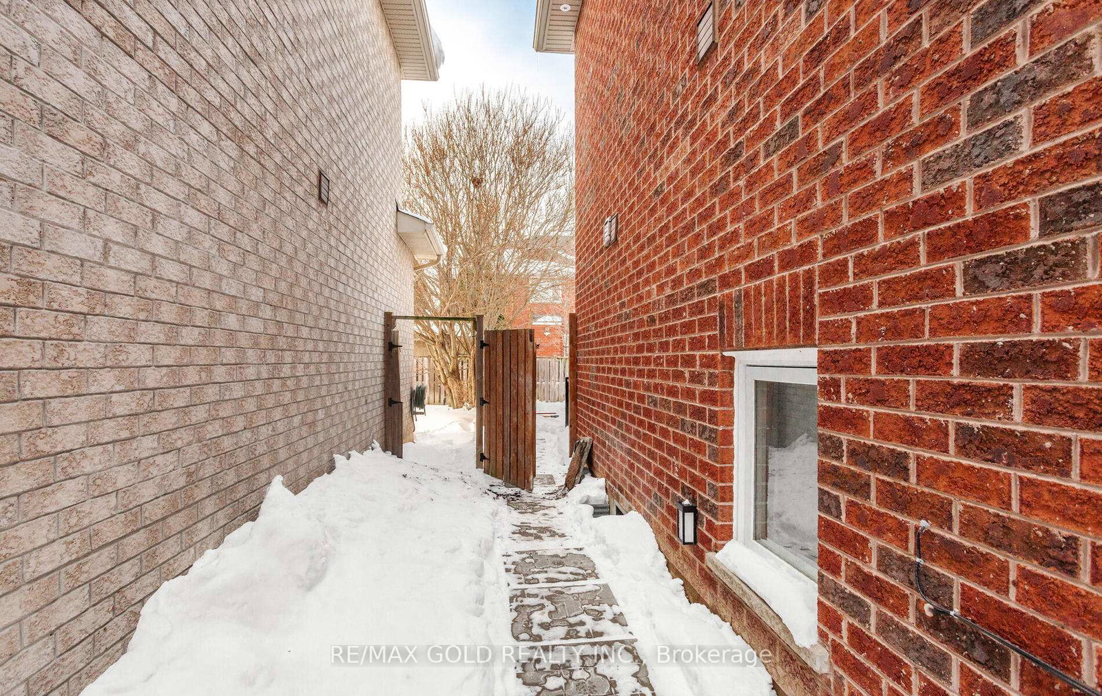 1075-gorham-way-milton-ontario-w12688084