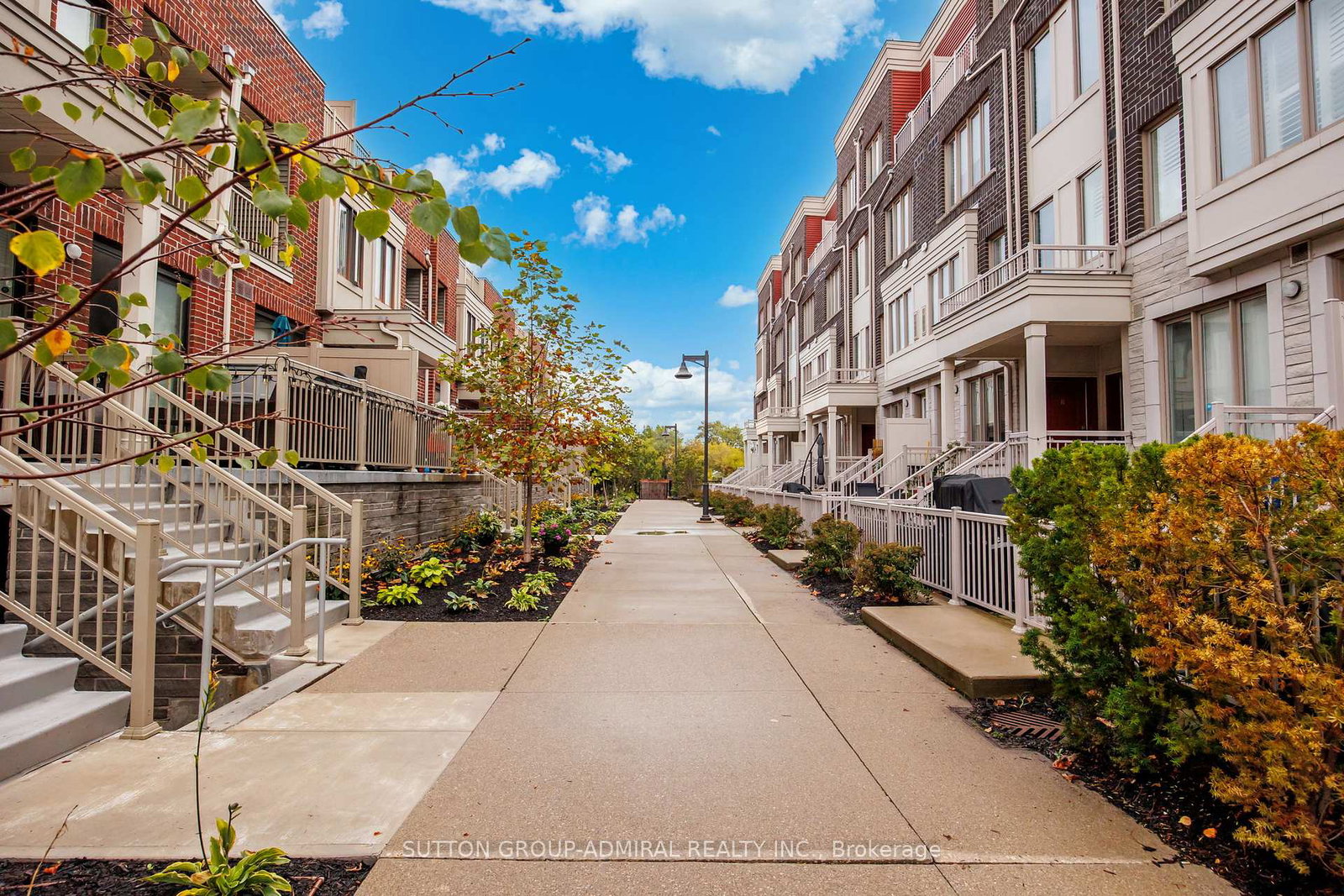 125-long-branch-avenue-etobicoke-ontario-w12688282