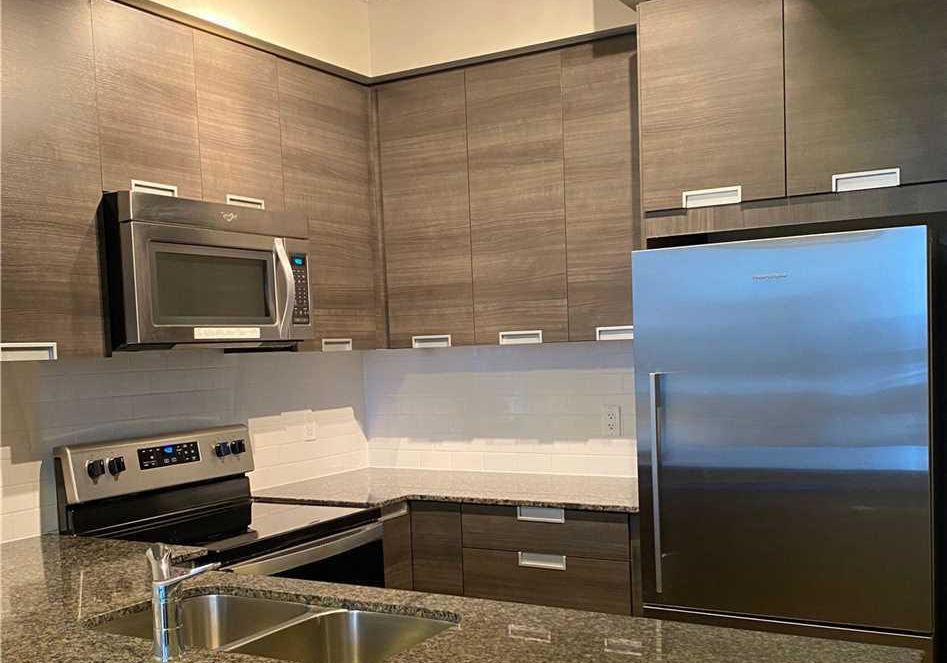 55-eglinton-avenue-w-mississauga-ontario-w12688480