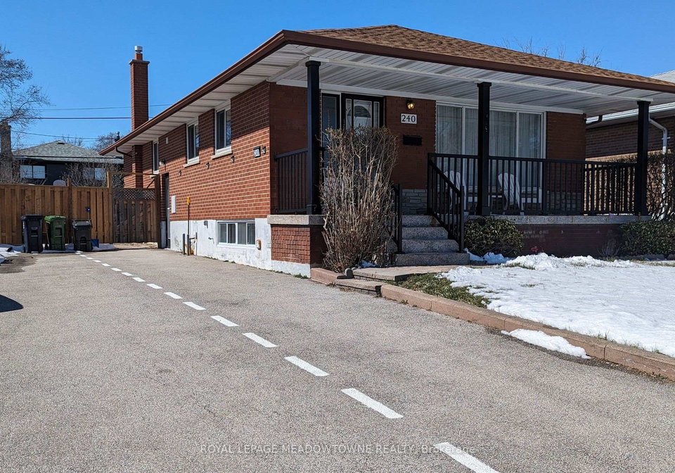 240-wellesworth-drive-etobicoke-ontario-w12688618