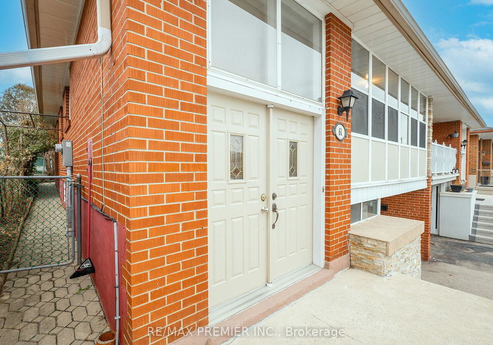 61-rockbank-crescent-york-ontario-w12688710