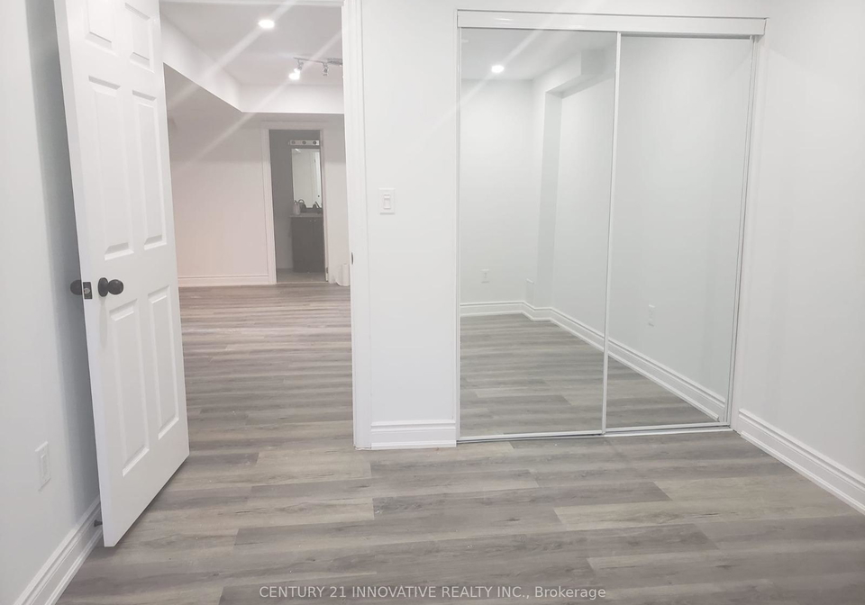 700-megson-terrace-milton-ontario-w12689148
