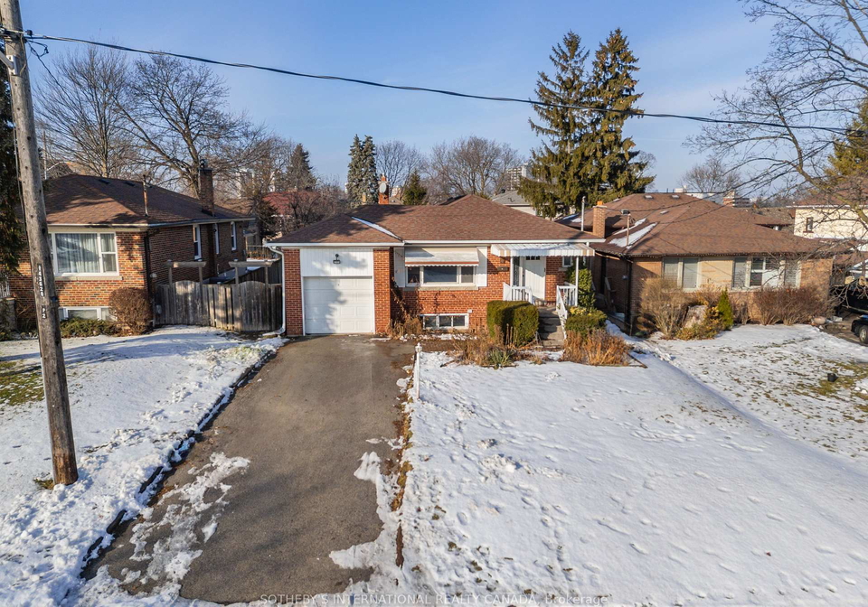 4-riverlea-drive-etobicoke-ontario-w12689244