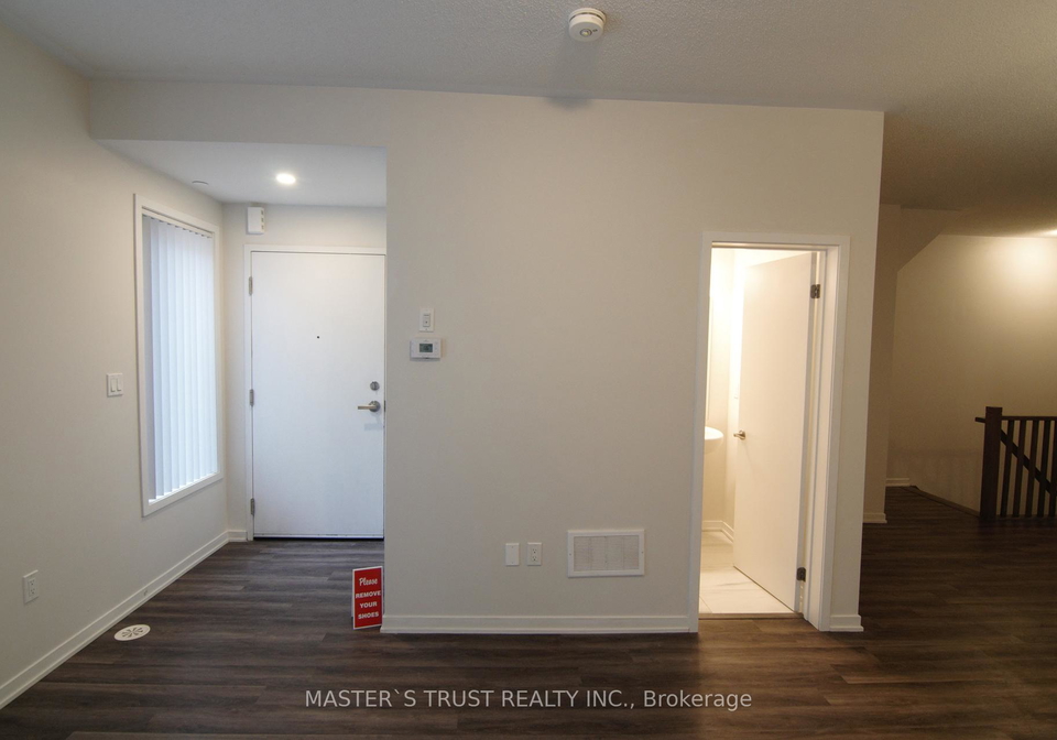 10-lloyd-janes-lane-etobicoke-ontario-w12689548