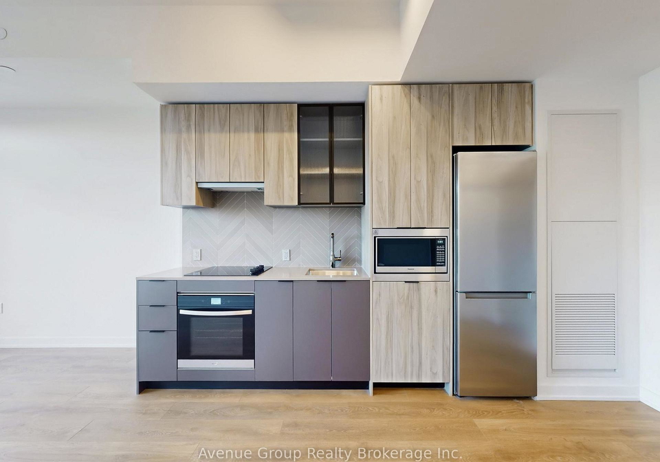 1037-the-queensway-etobicoke-ontario-w12689594