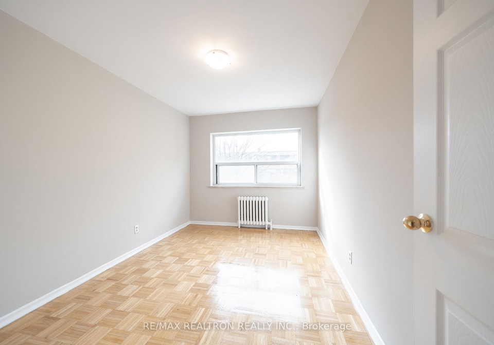 2049-prospect-street-burlington-ontario-w12689614