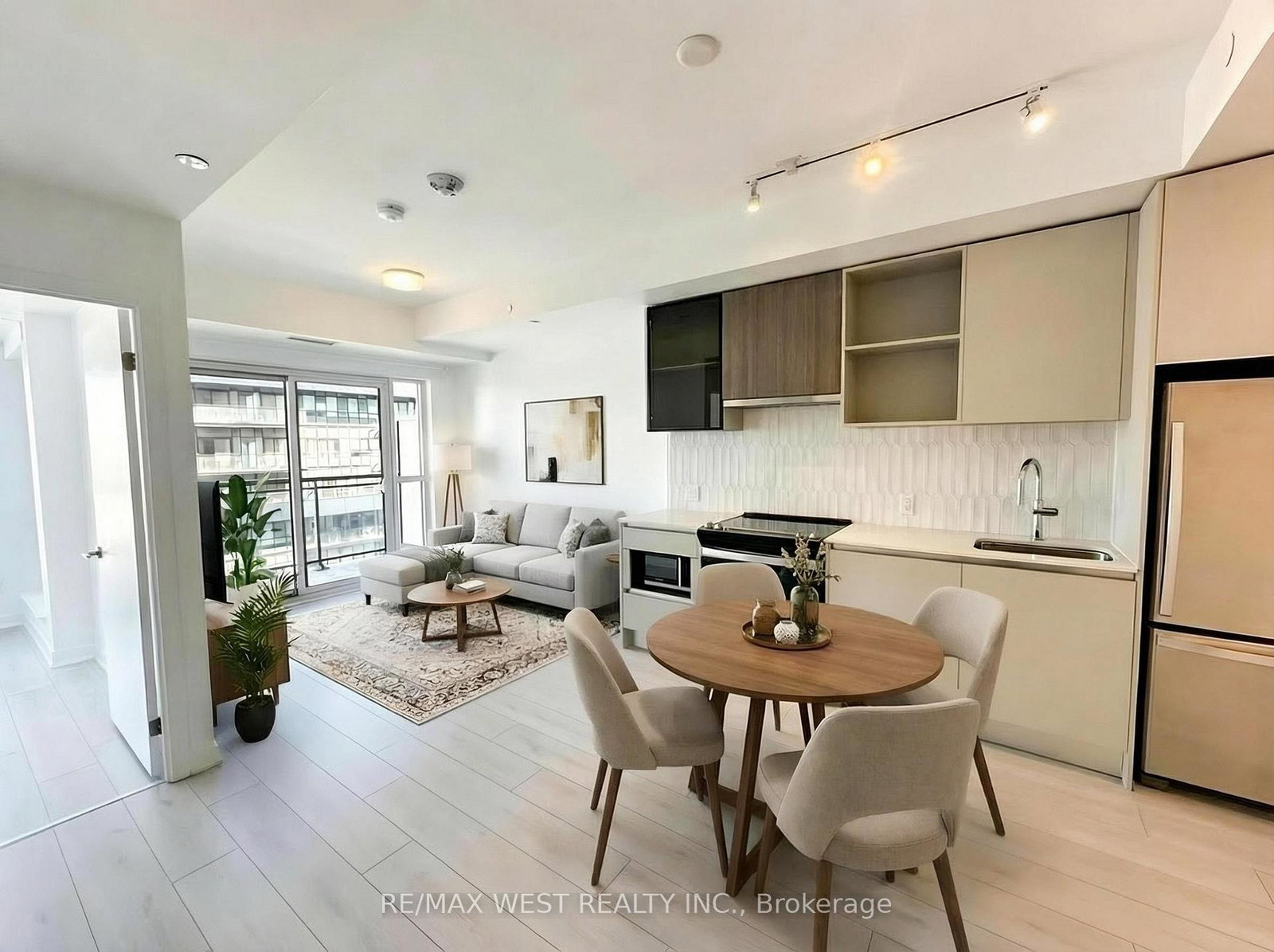 405-dundas-street-w-oakville-ontario-w12689666