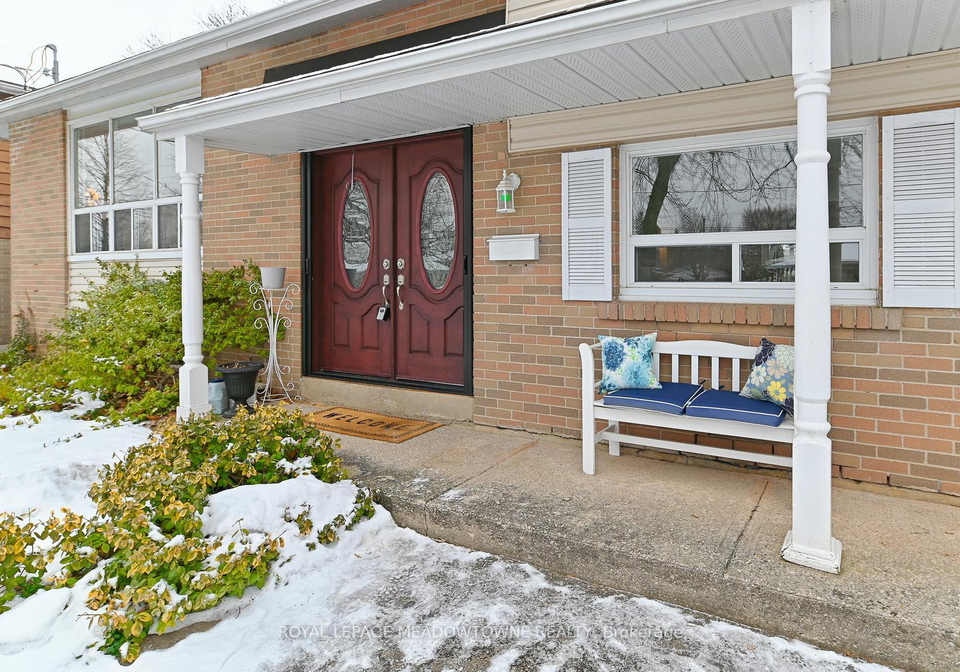 14-moore-park-crescent-halton-hills-ontario-w12690042