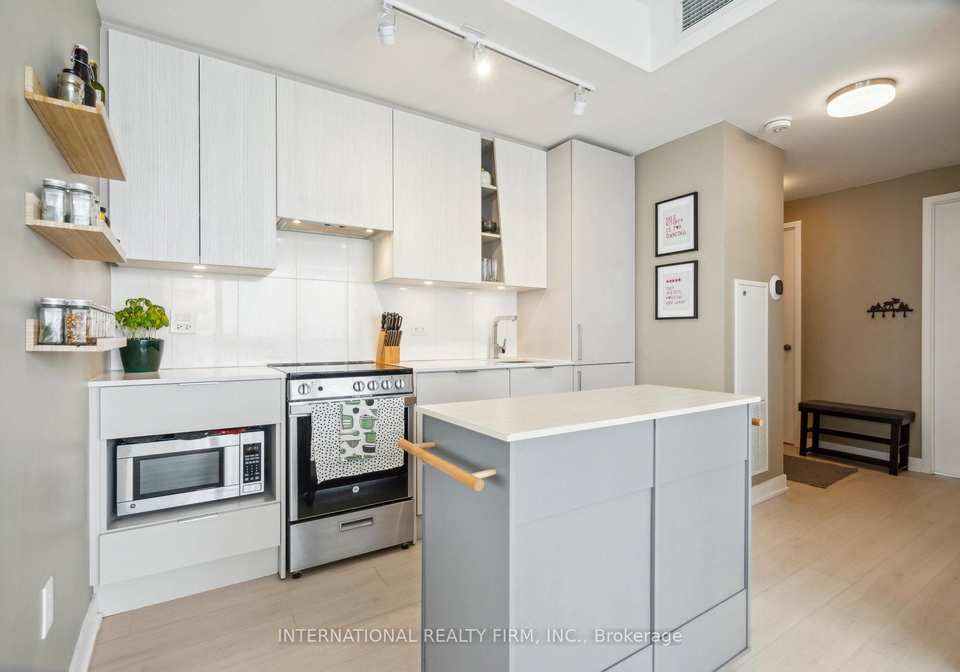 3900-confederation-parkway-mississauga-ontario-w12690172