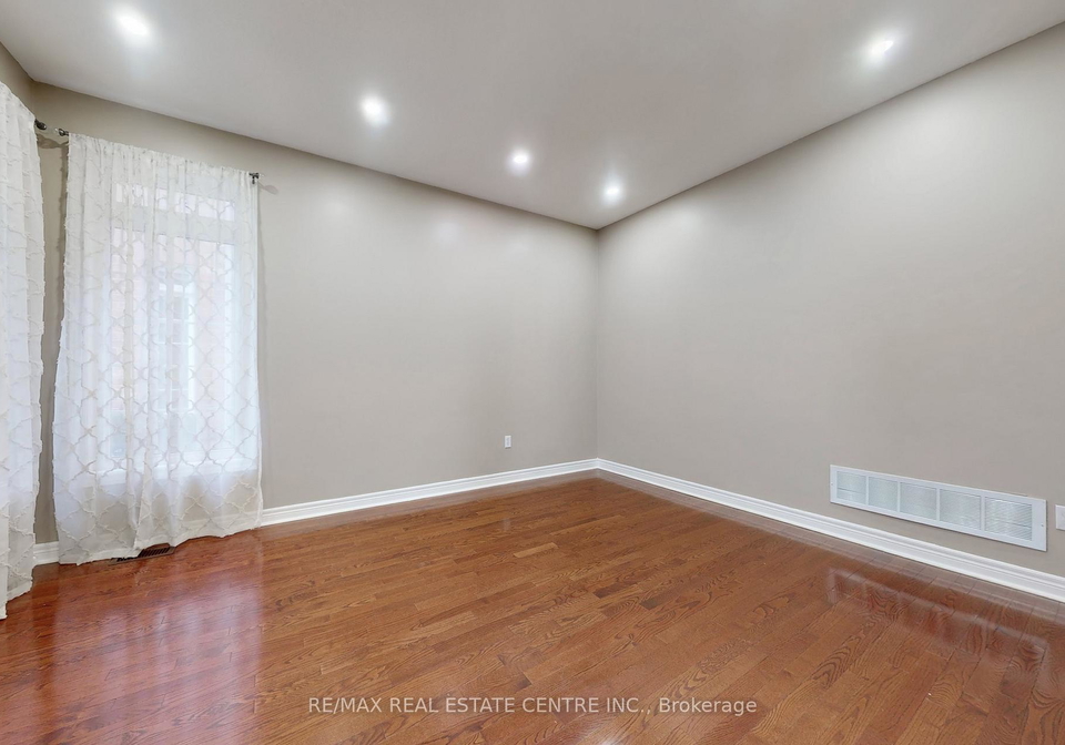 5421-freshwater-drive-mississauga-ontario-w12690250