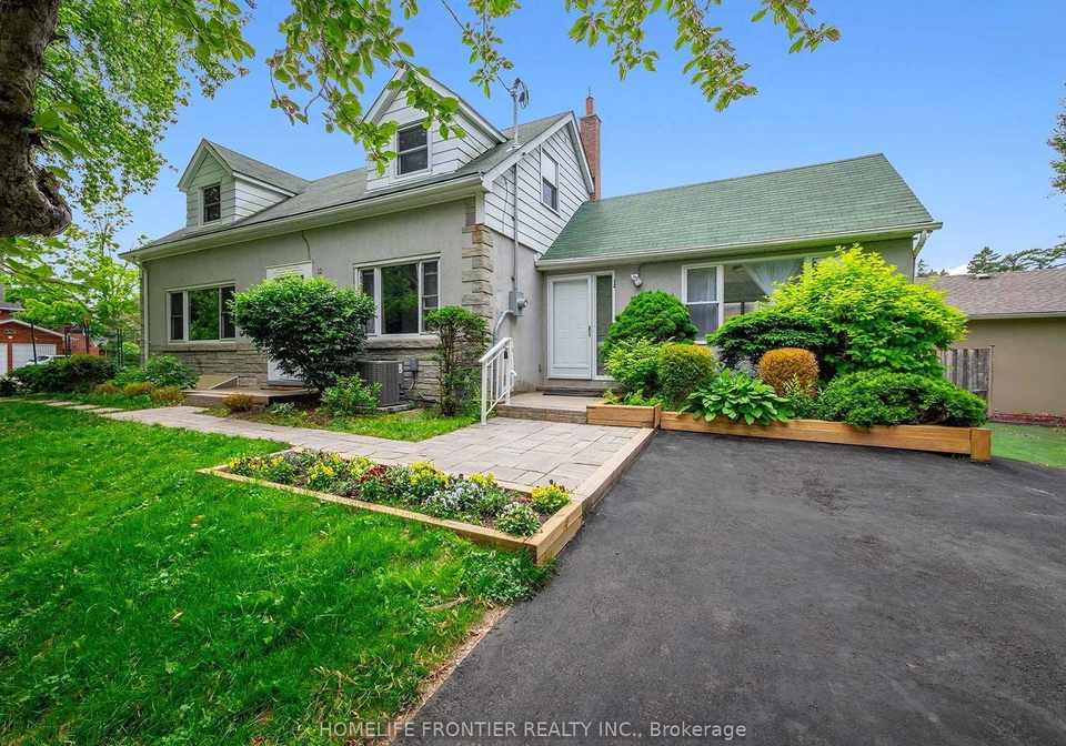 12-gibson-avenue-etobicoke-ontario-w12690372