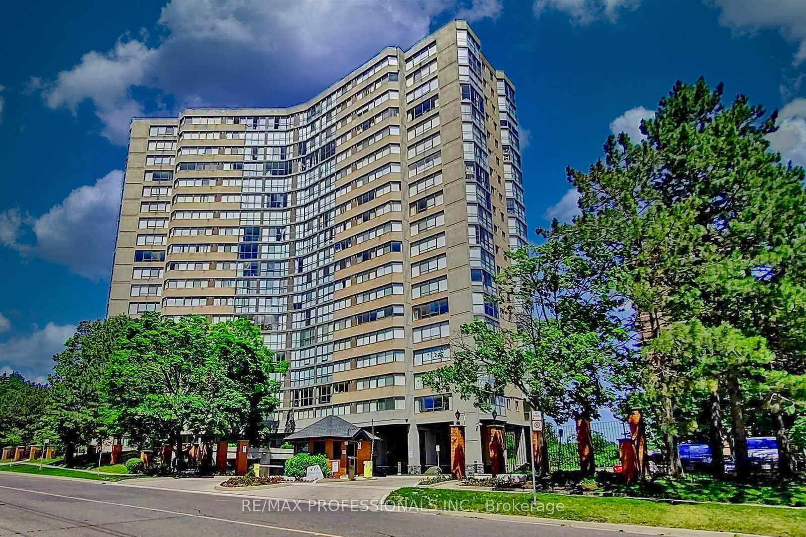 40-richview-road-etobicoke-ontario-w12690868