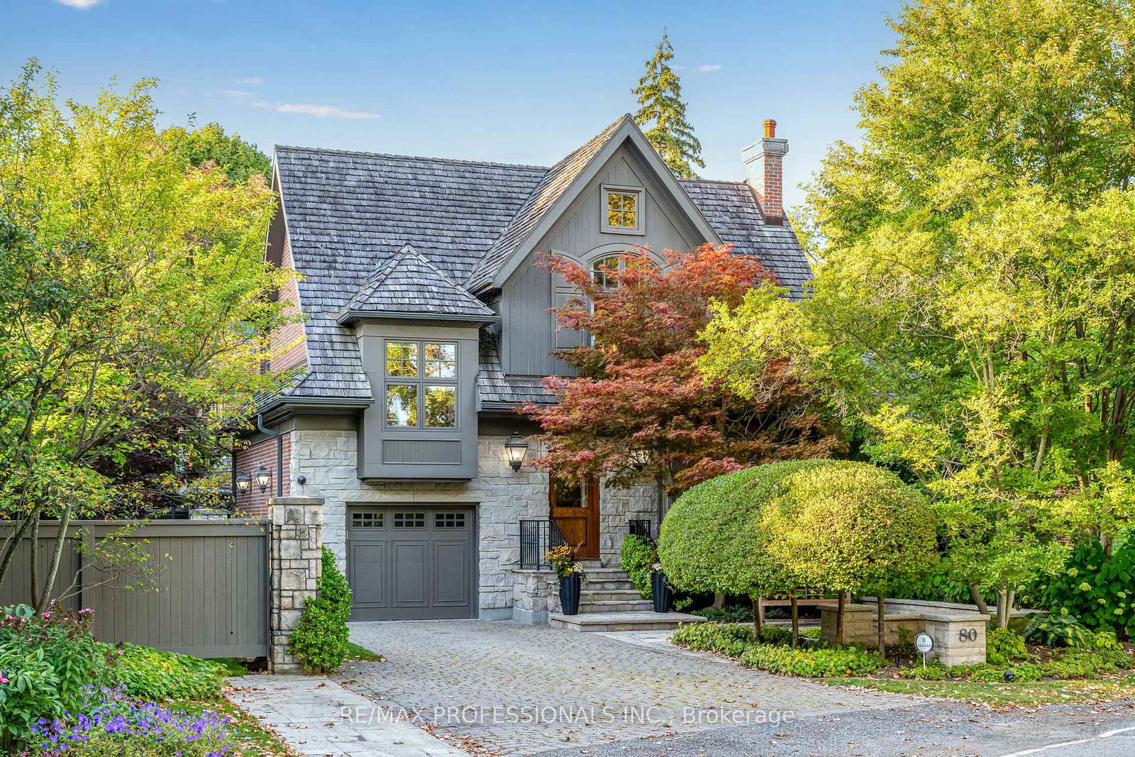 80-kingsway-crescent-etobicoke-ontario-w12691090