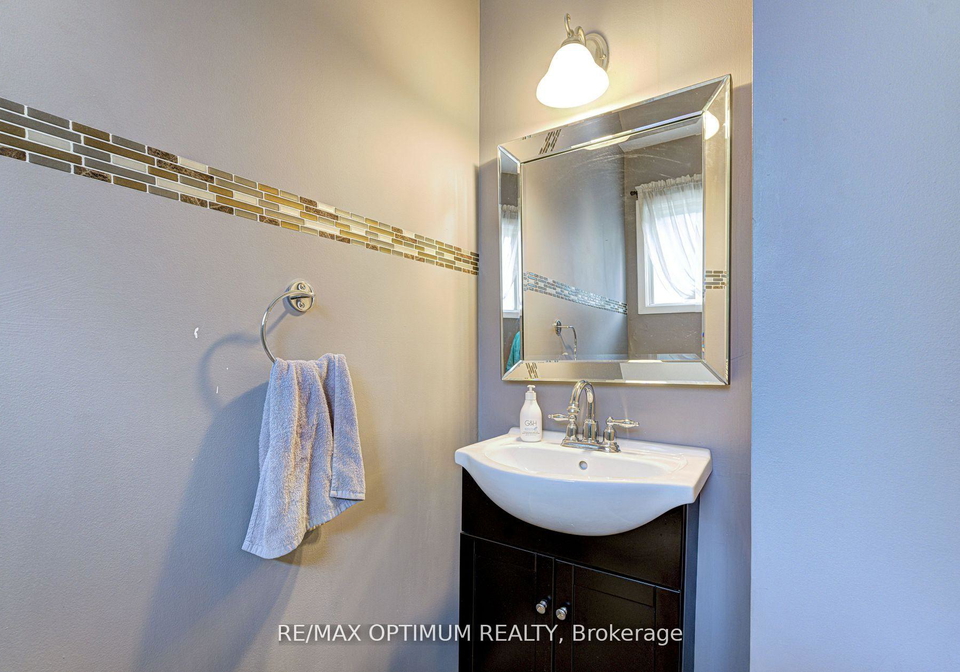 2050-upper-middle-road-burlington-ontario-w12691186