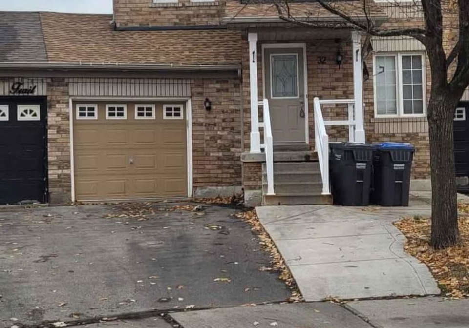 32-thunderbird-trail-brampton-ontario-w12691702