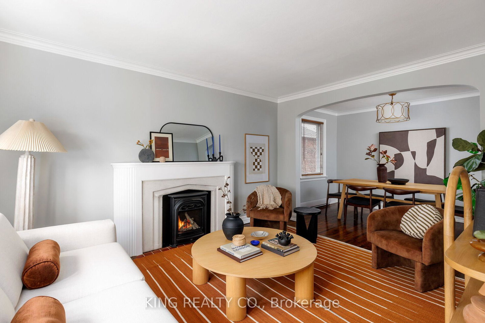 6-glamis-avenue-toronto-ontario-w12691944